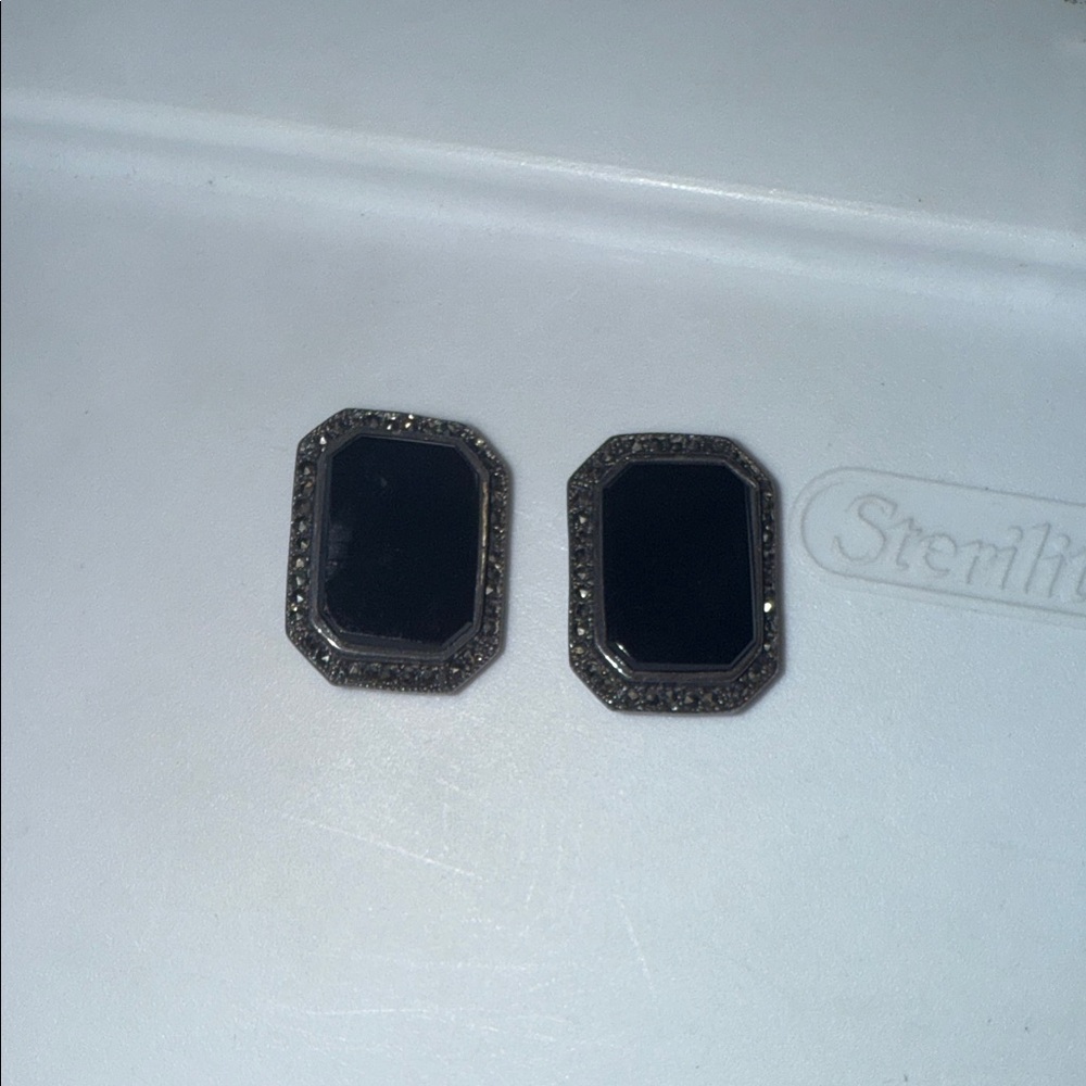 Black Onxy Clip on earrings